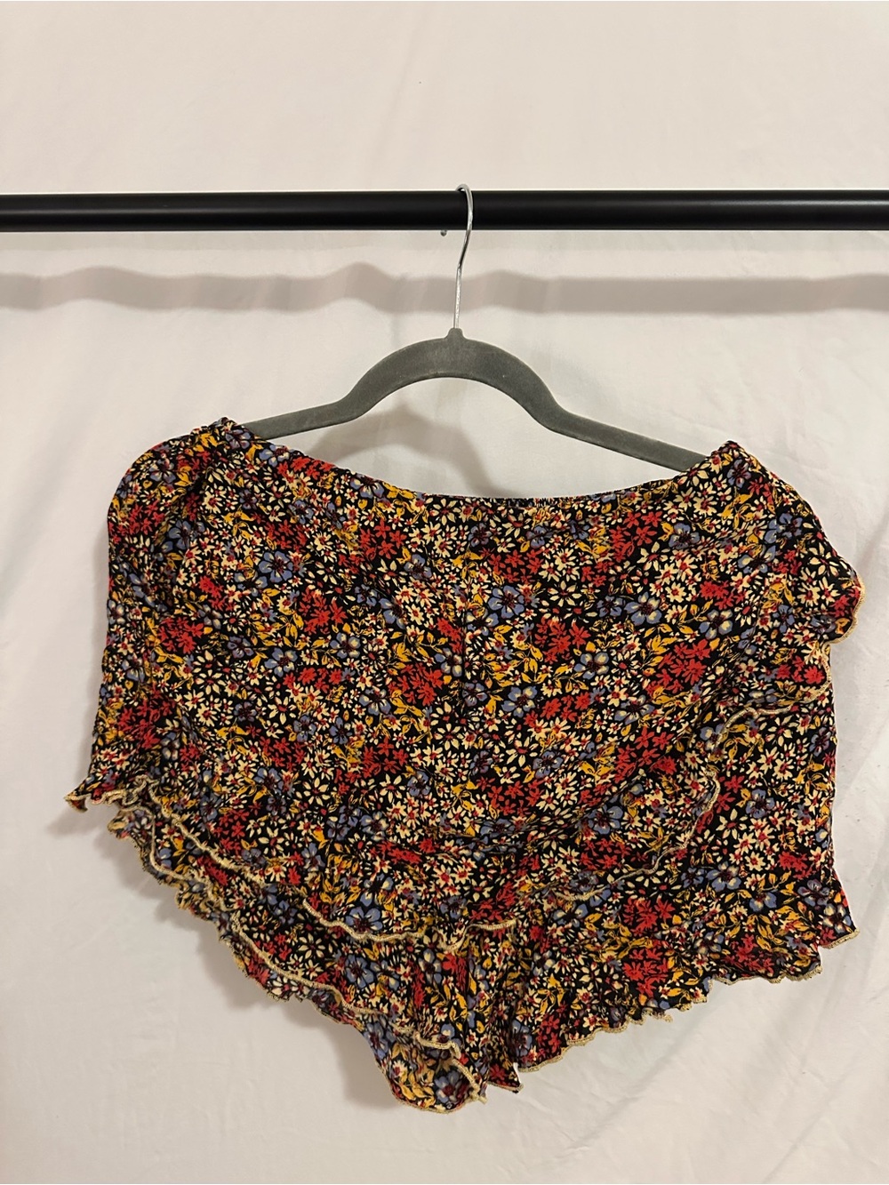 Patrons of Peace Black Floral Ruffle Hem Shorts